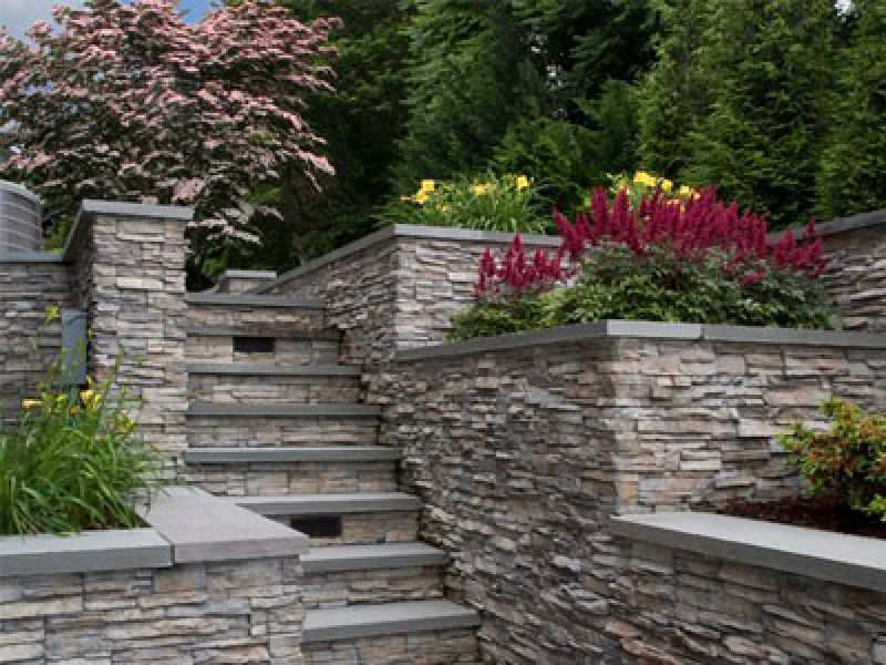 Eldorado Stone staircase and retaining wall