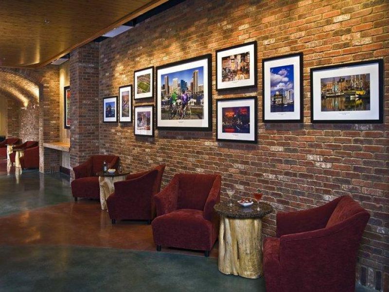 English Pub Baltimore Fairfield Inn