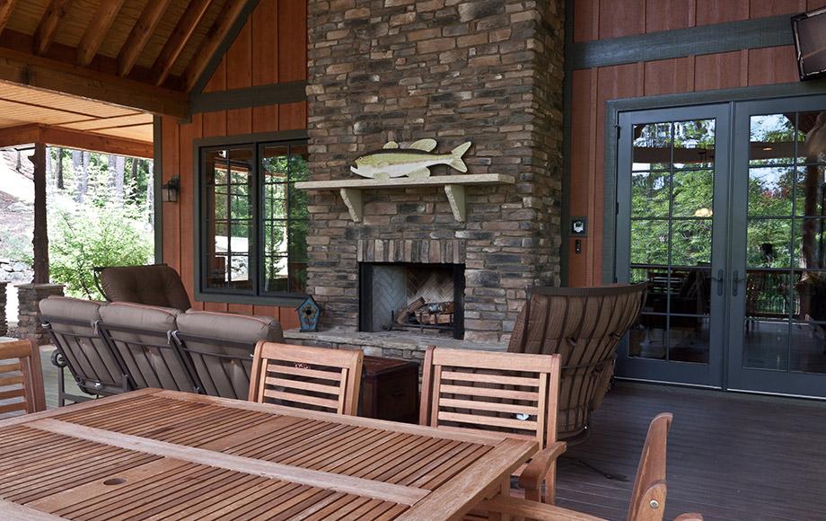 Outdoor Dining With Fireplace